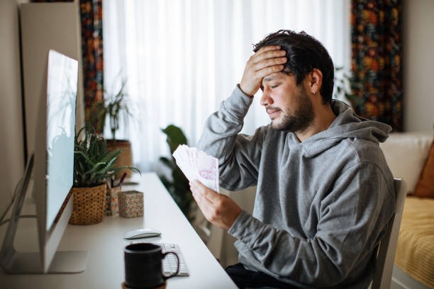 Những Điều Cần Biết Về Quy Trình Tạm Ngừng Tài Khoản